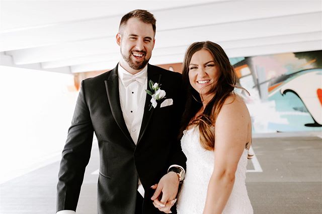 How beautiful are my sister and my new brother-in-law as a freshly married couple!!! 😭😍 Some photographers wont work for family because things can get messy but I loved every second of photographing their day. Sitting at the airport now to head home to Vegas and I already miss them and my cute niece, but I’m looking forward to my kitties welcoming me home in a few hours! 😻