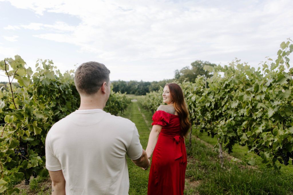 Engagement Photos at Arrington Vineyards