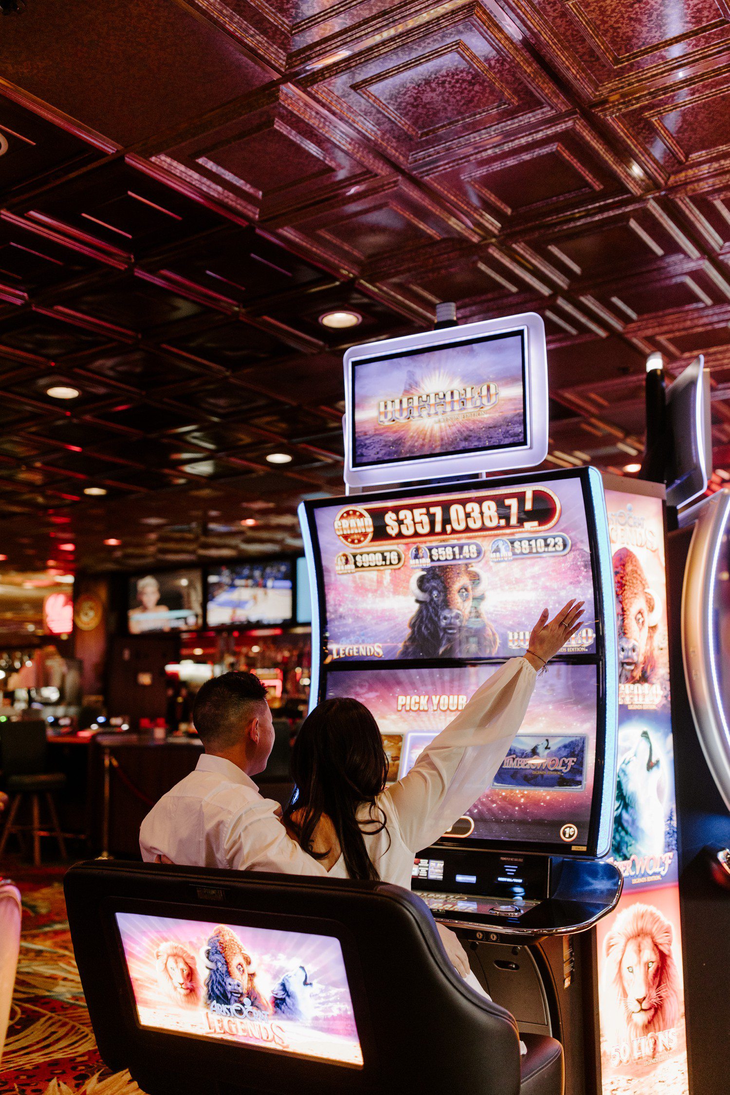Slot machine Engagement Photos in Las Vegas 