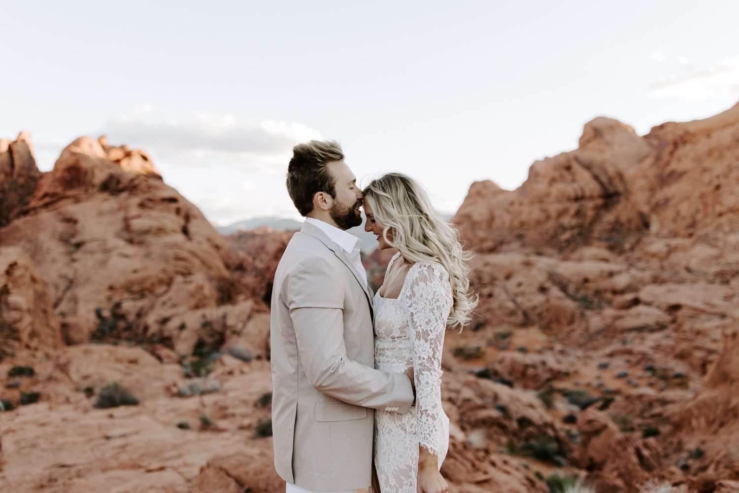 Valley of Fire engagement session at lookout location. 